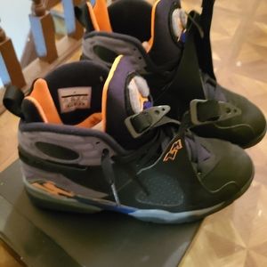 Nike Air Jordans 8